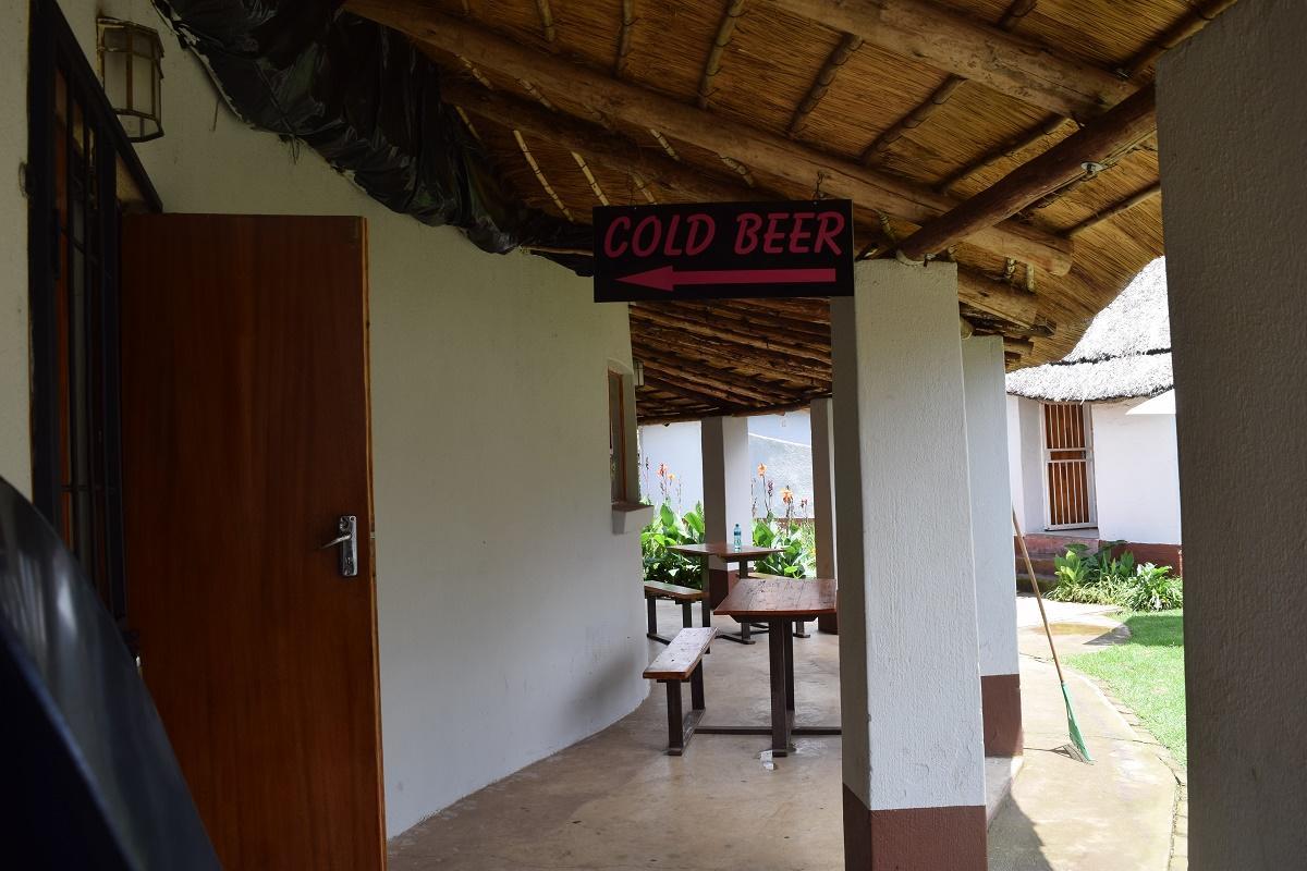 Sheri'S Lodge & Backpackers グラスコップ エクステリア 写真